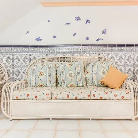 Casa Teresita En La Playa Con Vistas Al Mar, Terraza Y Wi-fi; Se Admiten Mascotas *