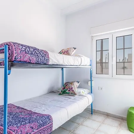 Casa Teresita En La Playa Con Vistas Al Mar, Terraza Y Wi-fi; Se Admiten Mascotas Vakantiehuis