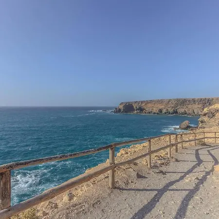 Vakantiehuis Casa Teresita En La Playa Con Vistas Al Mar, Terraza Y Wi-fi; Se Admiten Mascotas